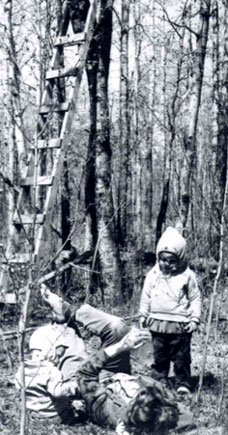 Pirkko and children